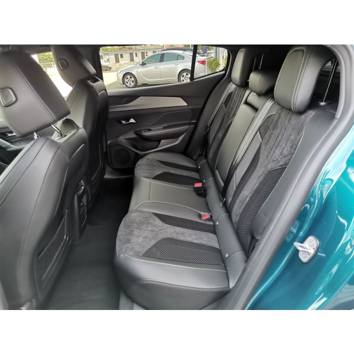 Новий Peugeot 408 2025