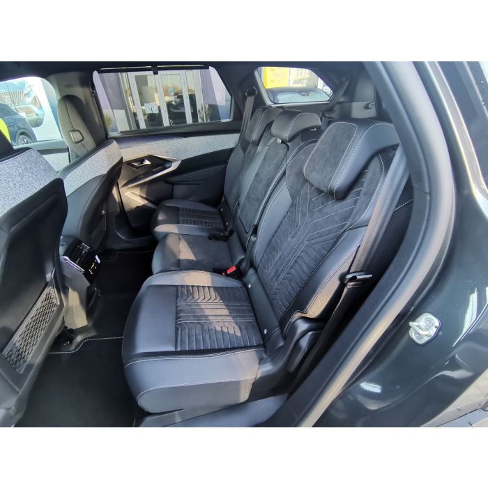 Новий Peugeot 5008 2025