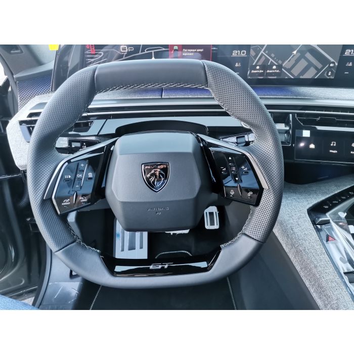 Новий Peugeot 5008 2025